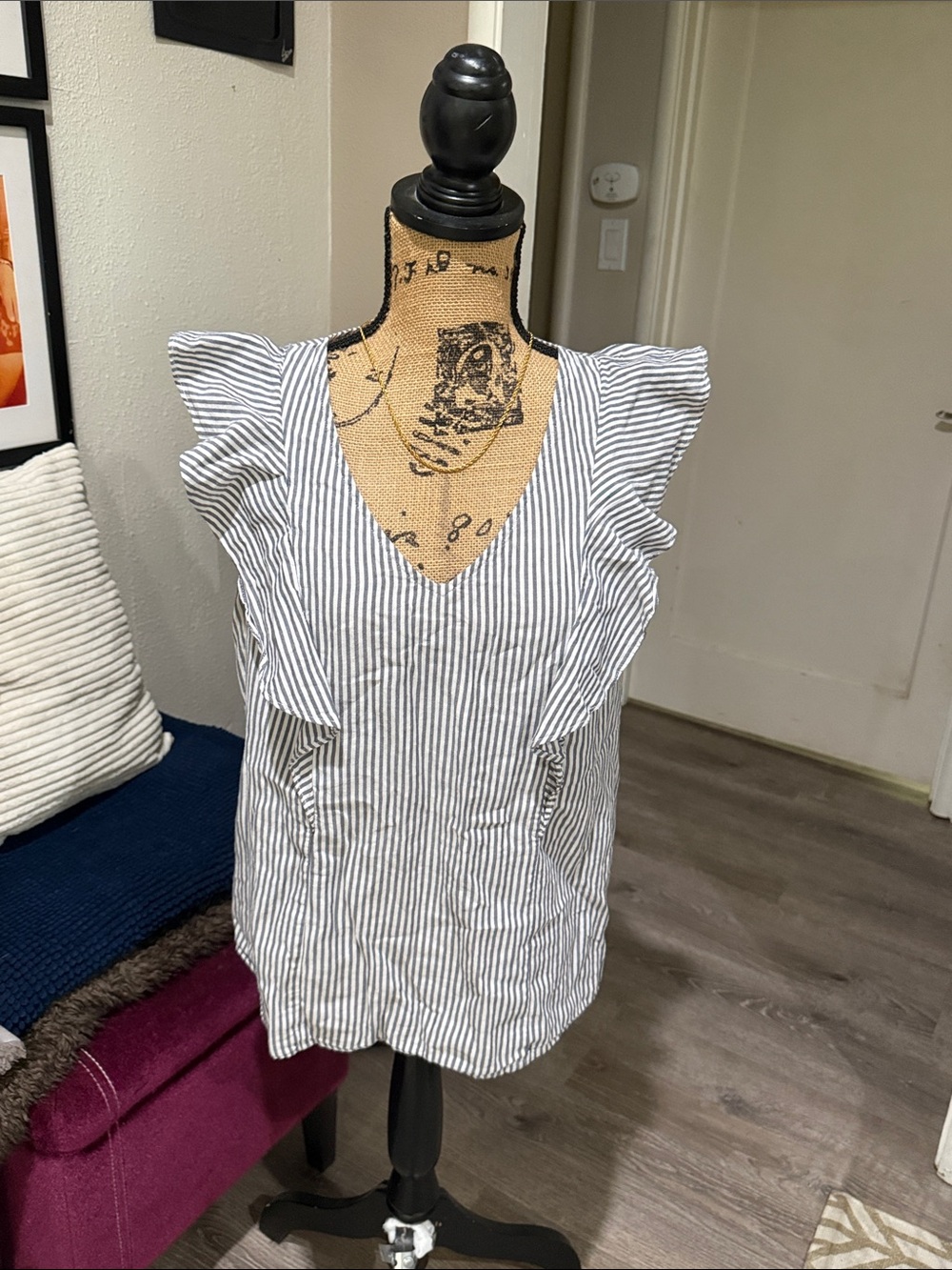 Old Navy Striped Ruffle Sleeve V-Neck Camisole - White & Black